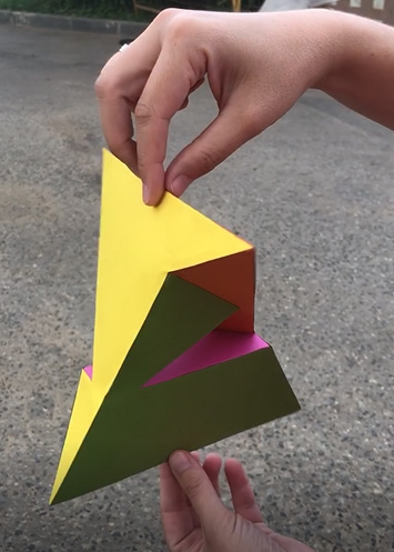 Szilassi polyhedron hand 